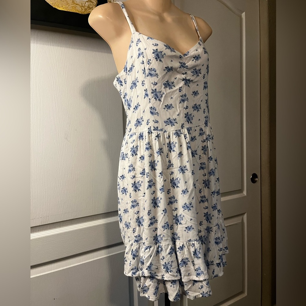 Hollister Women’s Floral Blue and White Summer Dress, Sz: M